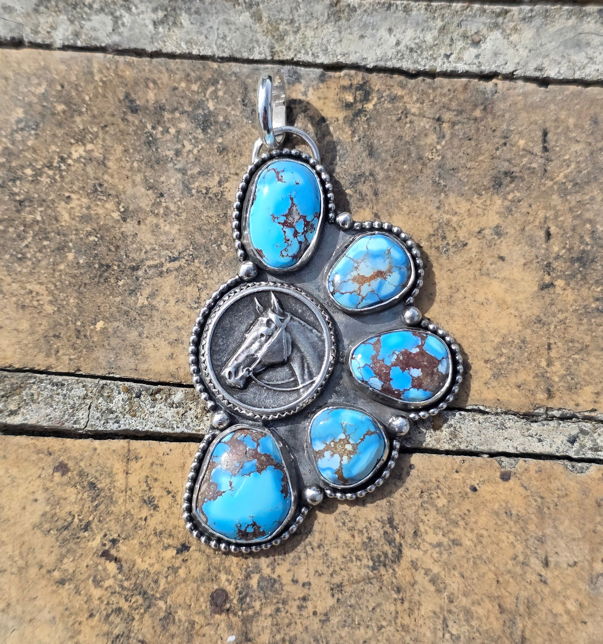 Caballo Pendant