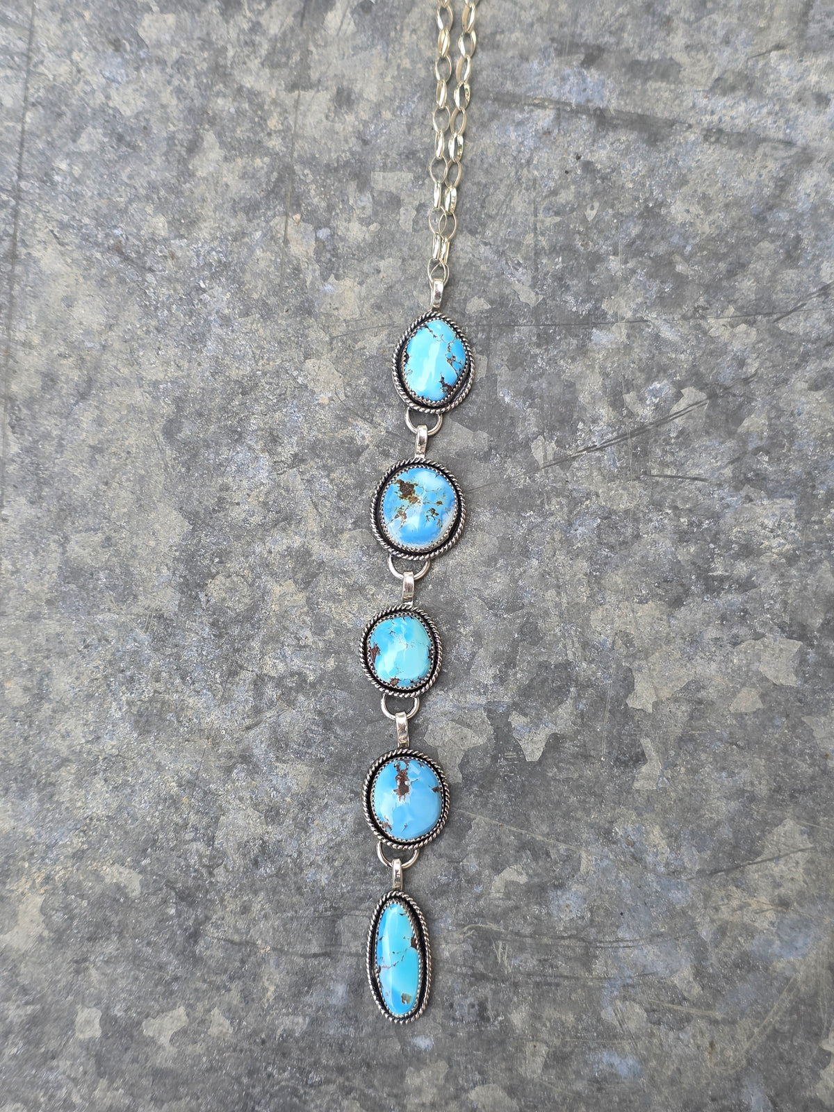 Golden Hills Lariat