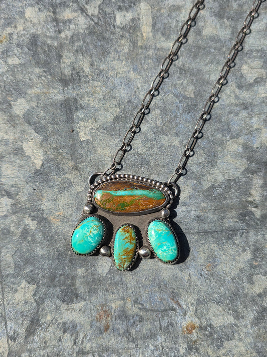 Cavvy Necklace